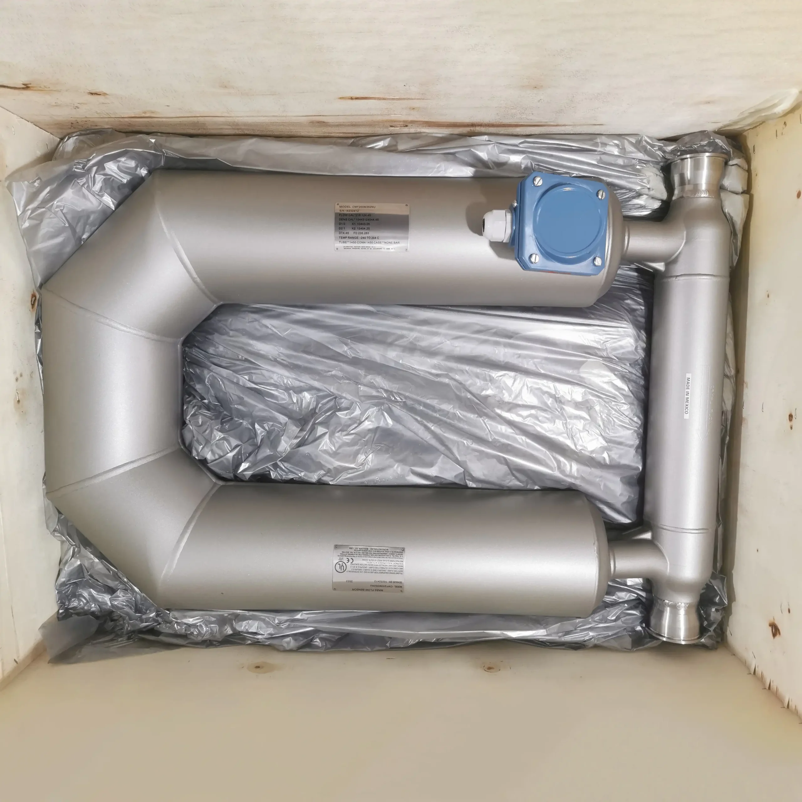 Emerson Micro Motion ELITE CMF200M packaged product view